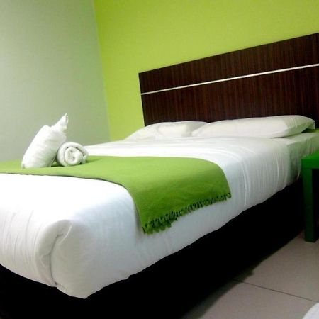 ECO Hotel Putra Kajang Bagian luar foto