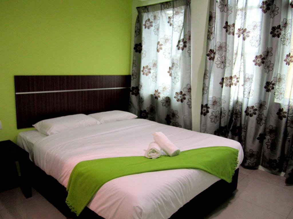 ECO Hotel Putra Kajang Bagian luar foto