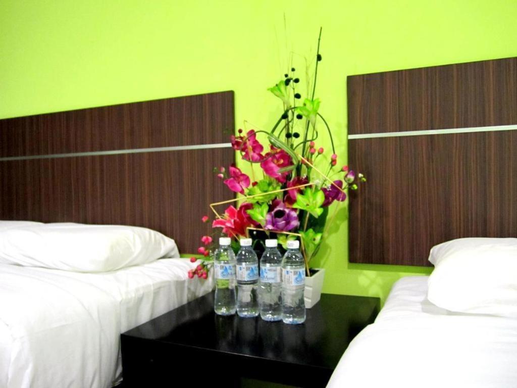 ECO Hotel Putra Kajang Bagian luar foto
